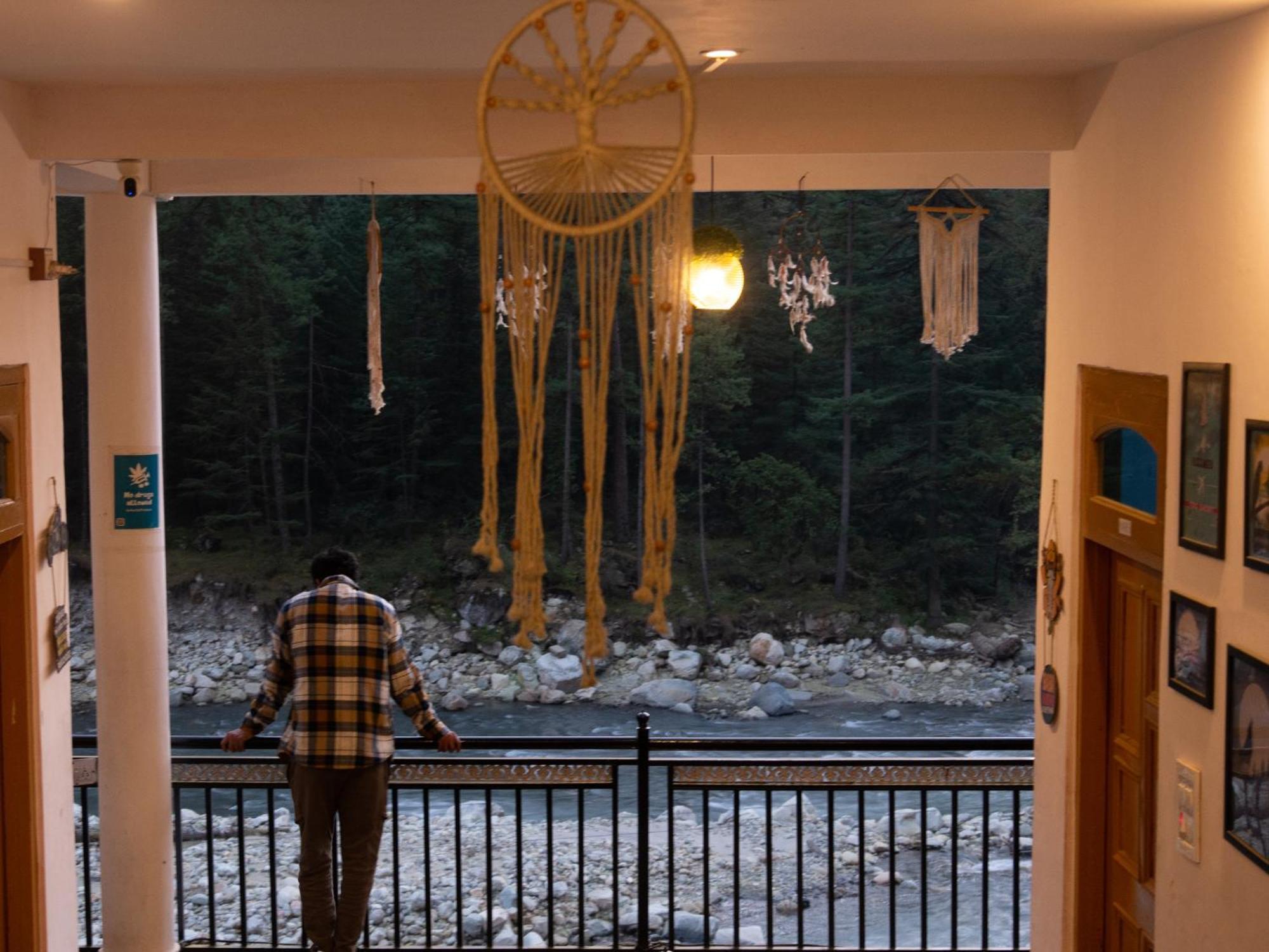 Wabi Sabi Riverside Hostel Kasol Zewnętrze zdjęcie