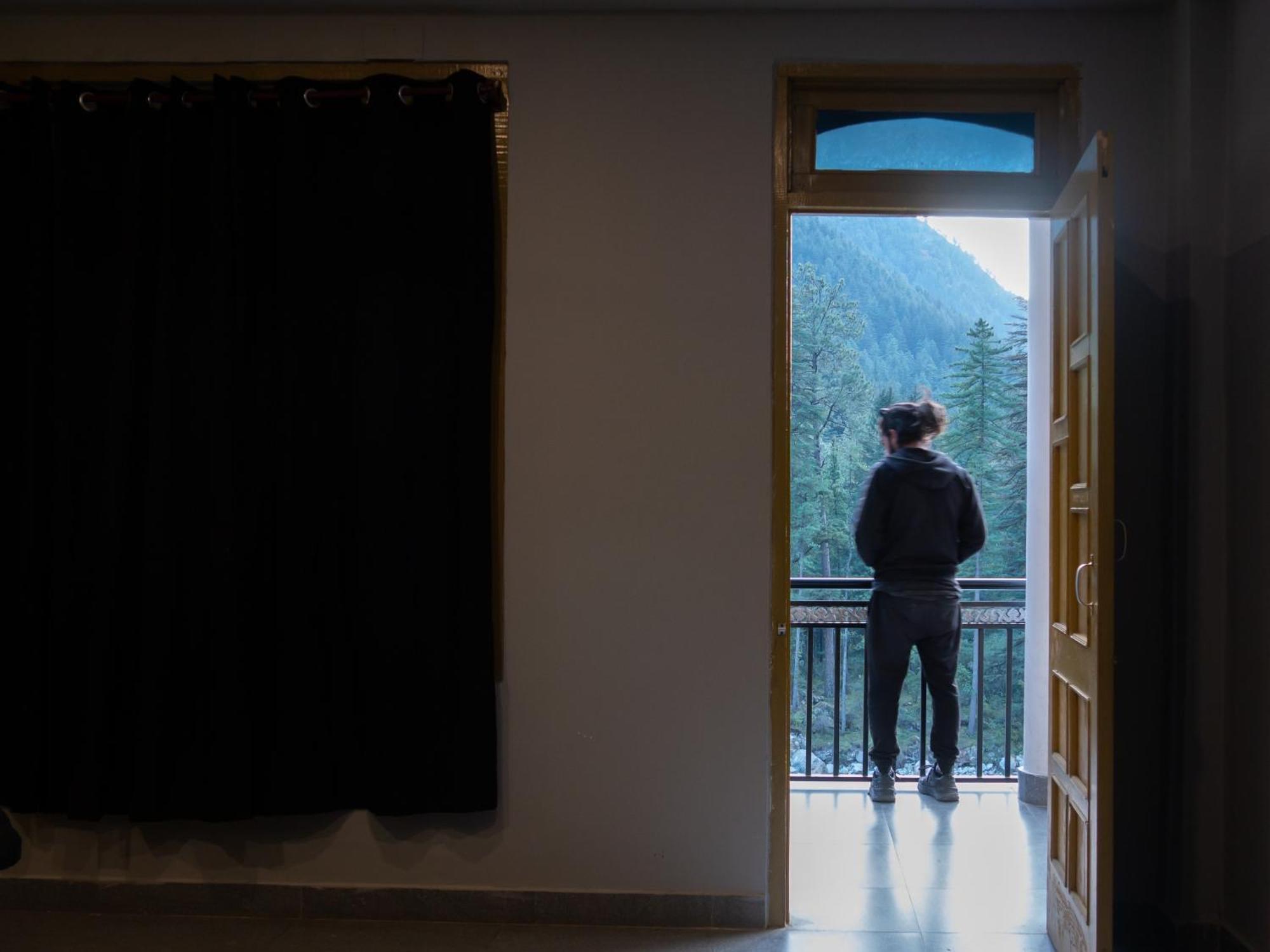 Wabi Sabi Riverside Hostel Kasol Zewnętrze zdjęcie